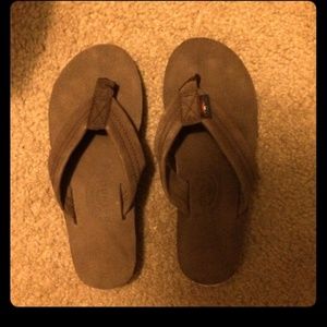 Brown leather rainbows size 6